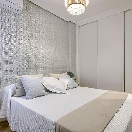 New&Beatiful&Central Apartment*El Balcon De Chueca Madrid Bagian luar foto