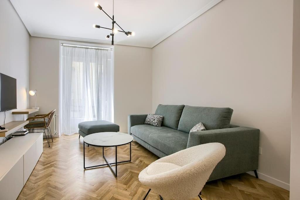New&Beatiful&Central Apartment*El Balcon De Chueca Madrid Bagian luar foto