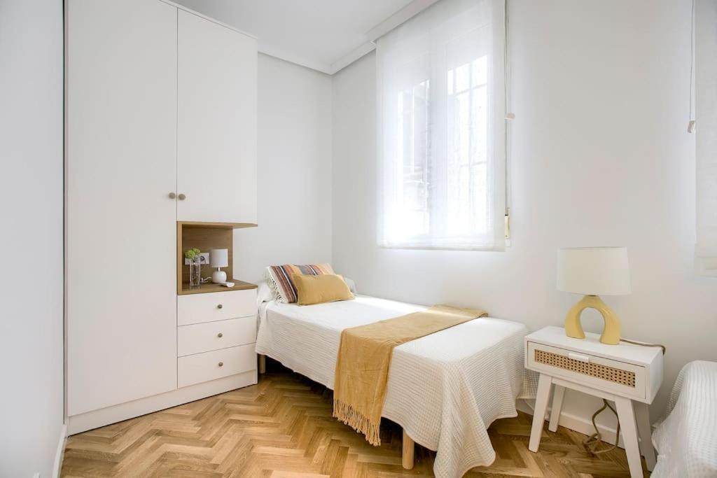 New&Beatiful&Central Apartment*El Balcon De Chueca Madrid Bagian luar foto